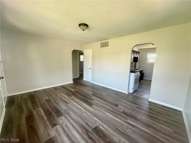 4816 E 173rd Street, Cleveland, OH 44128 Photo 8