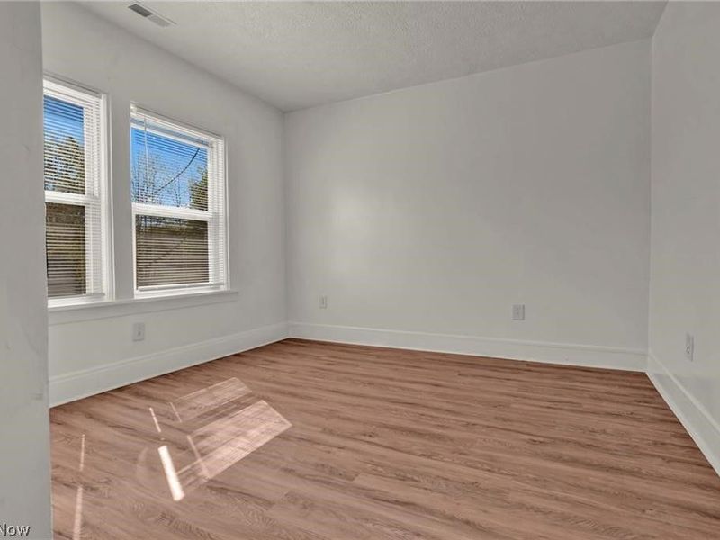 317 E 156th Street , Unit 4, Cleveland, OH 44110 Photo 8