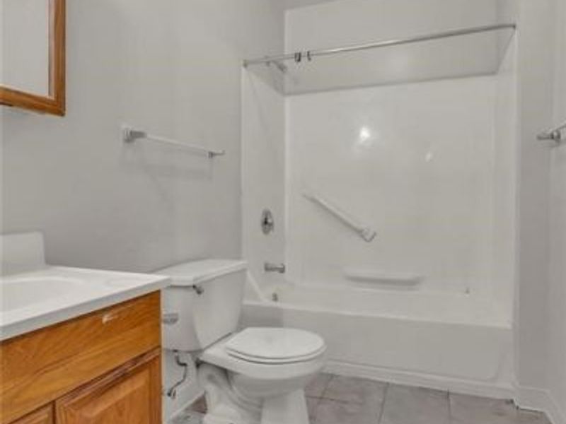 317 E 156th Street , Unit 4, Cleveland, OH 44110 Photo 9