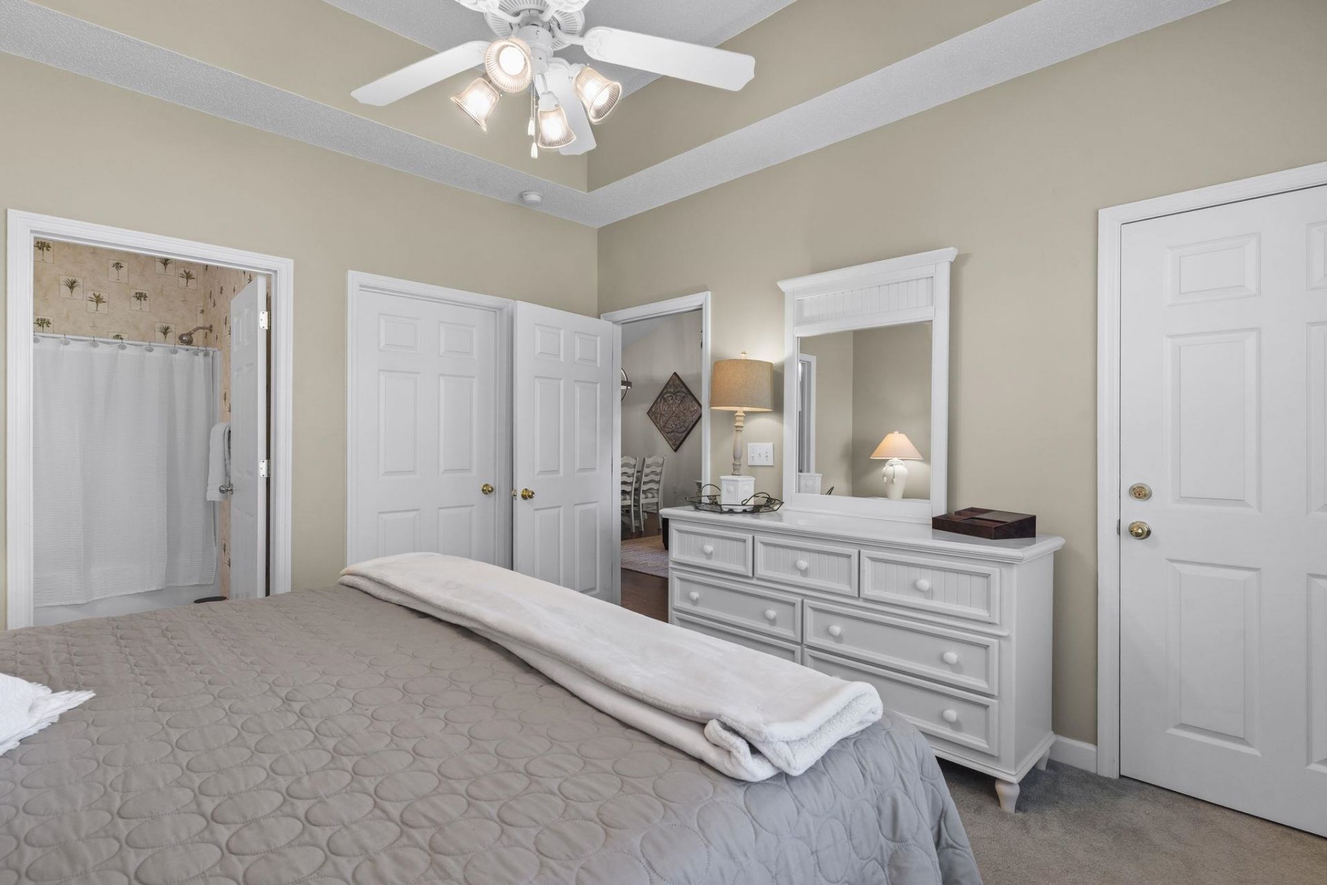 5801 Oyster Catcher Dr. Photo 10