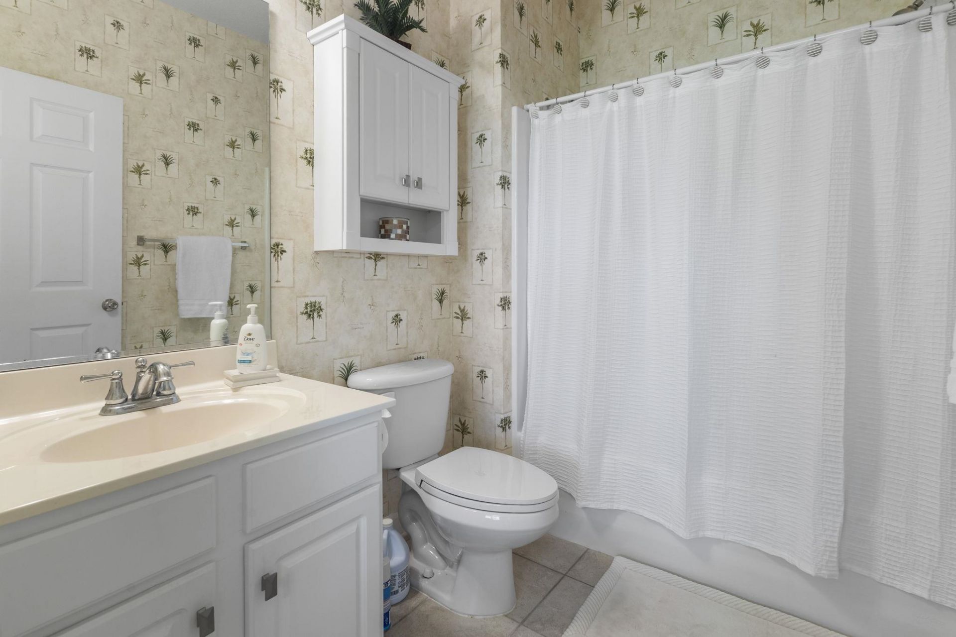 5801 Oyster Catcher Dr. Photo 11