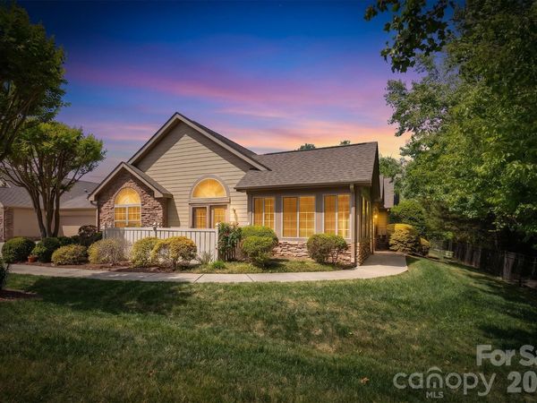 4328 Grassy Drive , Greensboro, NC 27409