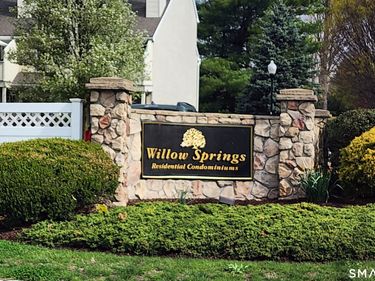 124 Willow, Unit 124, New Milford, CT 06776