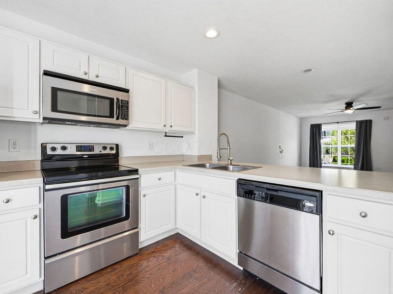 6257 Needletail Road, Unit # 32, Columbus, OH 43230 Photo 11