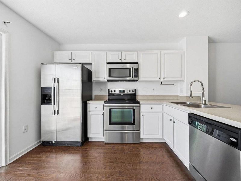 6257 Needletail Road, Unit # 32, Columbus, OH 43230 Photo 12