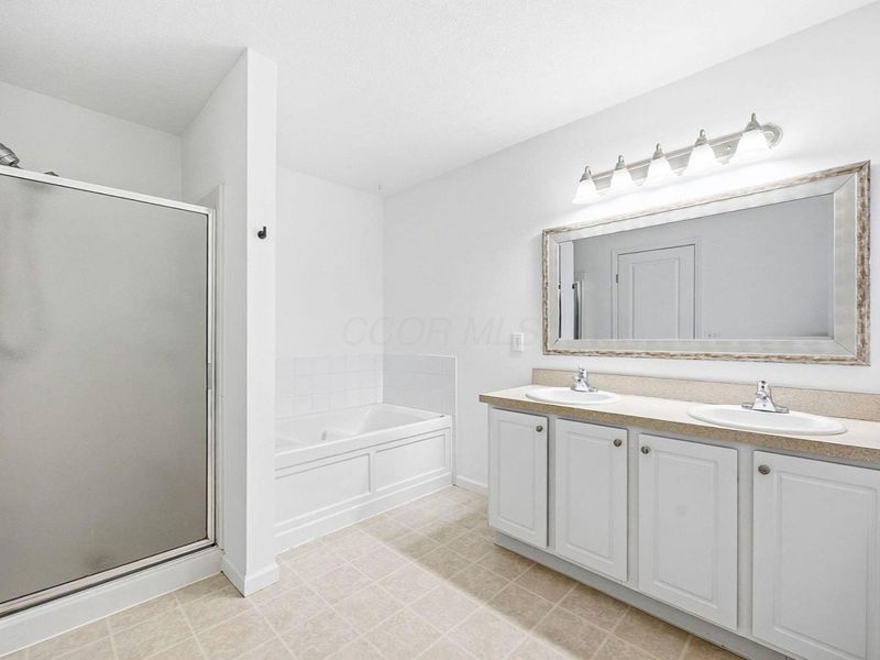 6257 Needletail Road, Unit # 32, Columbus, OH 43230 Photo 21