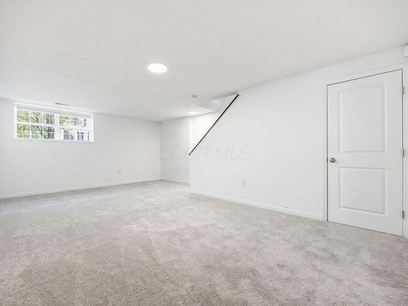 6257 Needletail Road, Unit # 32, Columbus, OH 43230 Photo 26