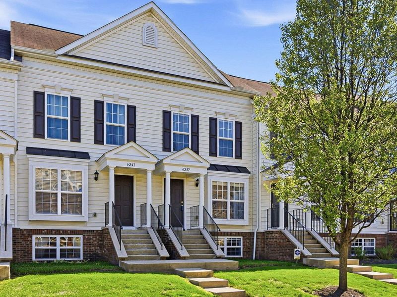 6257 Needletail Road, Unit # 32, Columbus, OH 43230 Photo 3