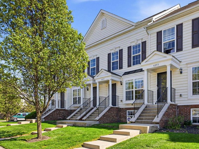 6257 Needletail Road, Unit # 32, Columbus, OH 43230 Photo 4