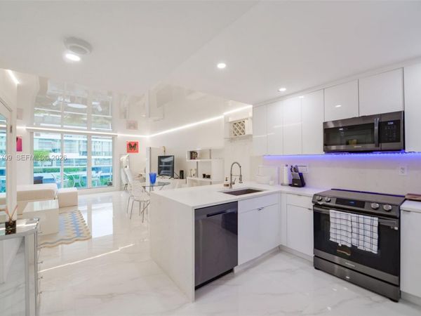 2301 Collins Ave , Unit 529, Miami Beach, FL 33139