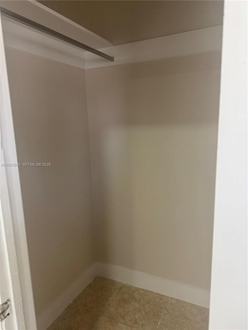 6901 Pembroke Rd, Unit 1, Pembroke Pines, FL 33023 Photo