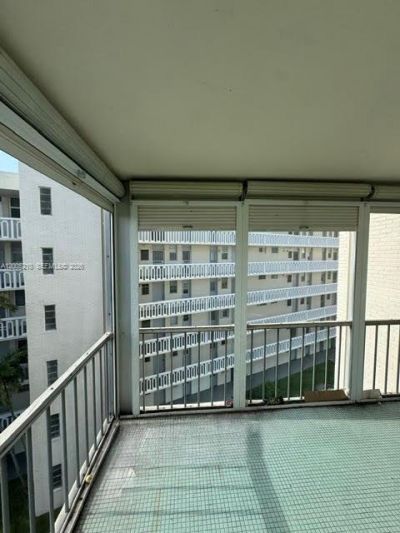 2861 Leonard Dr, Unit F514, Aventura, FL 33160 Photo