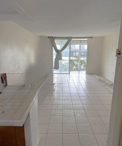 2861 Leonard Dr, Unit F514, Aventura, FL 33160 Photo