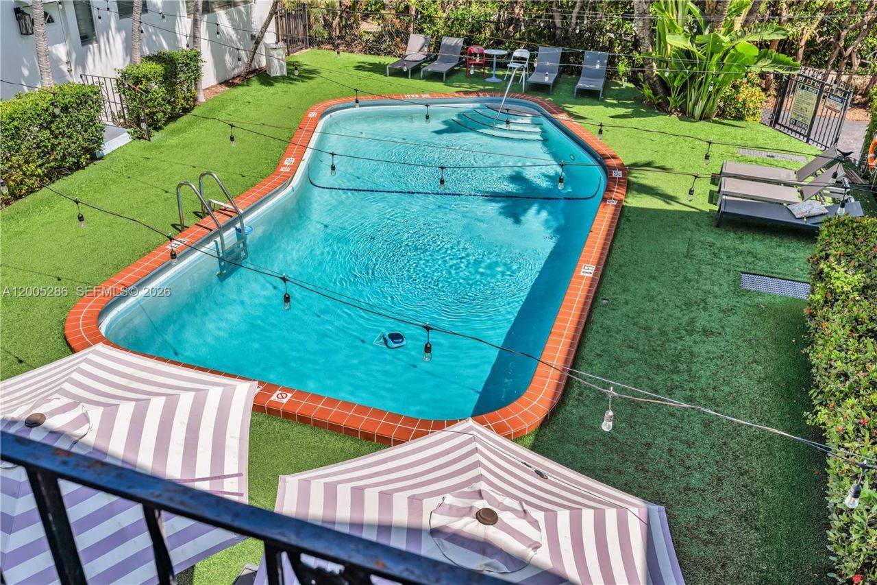 10006 E Bay Harbor Dr, Unit 15, Bay Harbor Islands, FL 33154 Photo