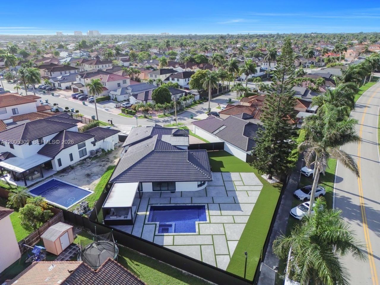 990 NW 131st Ave , Miami, FL 33182 Photo