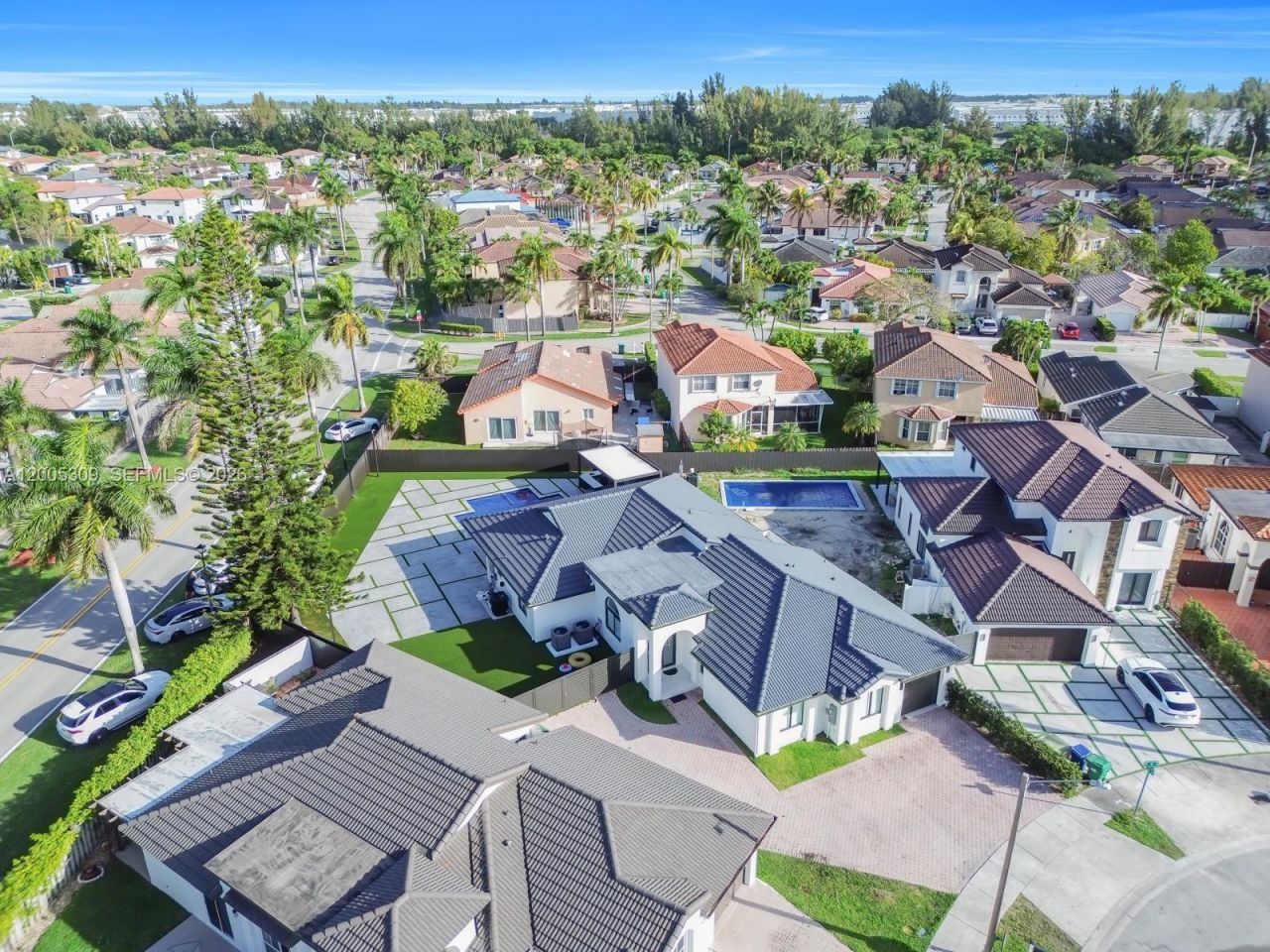 990 NW 131st Ave , Miami, FL 33182 Photo