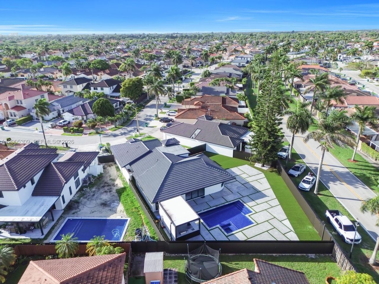 990 NW 131st Ave , Miami, FL 33182 Photo