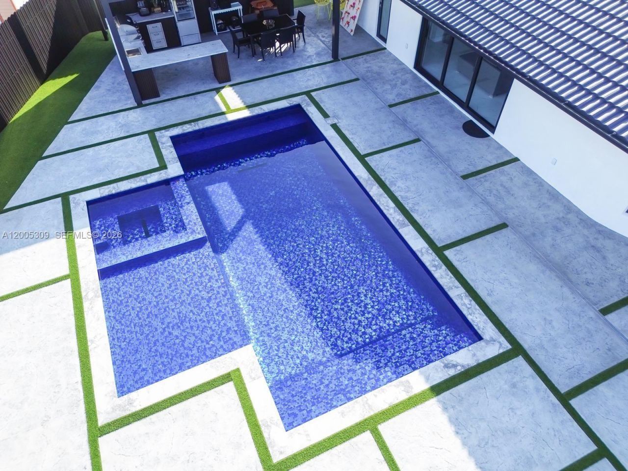 990 NW 131st Ave , Miami, FL 33182 Photo