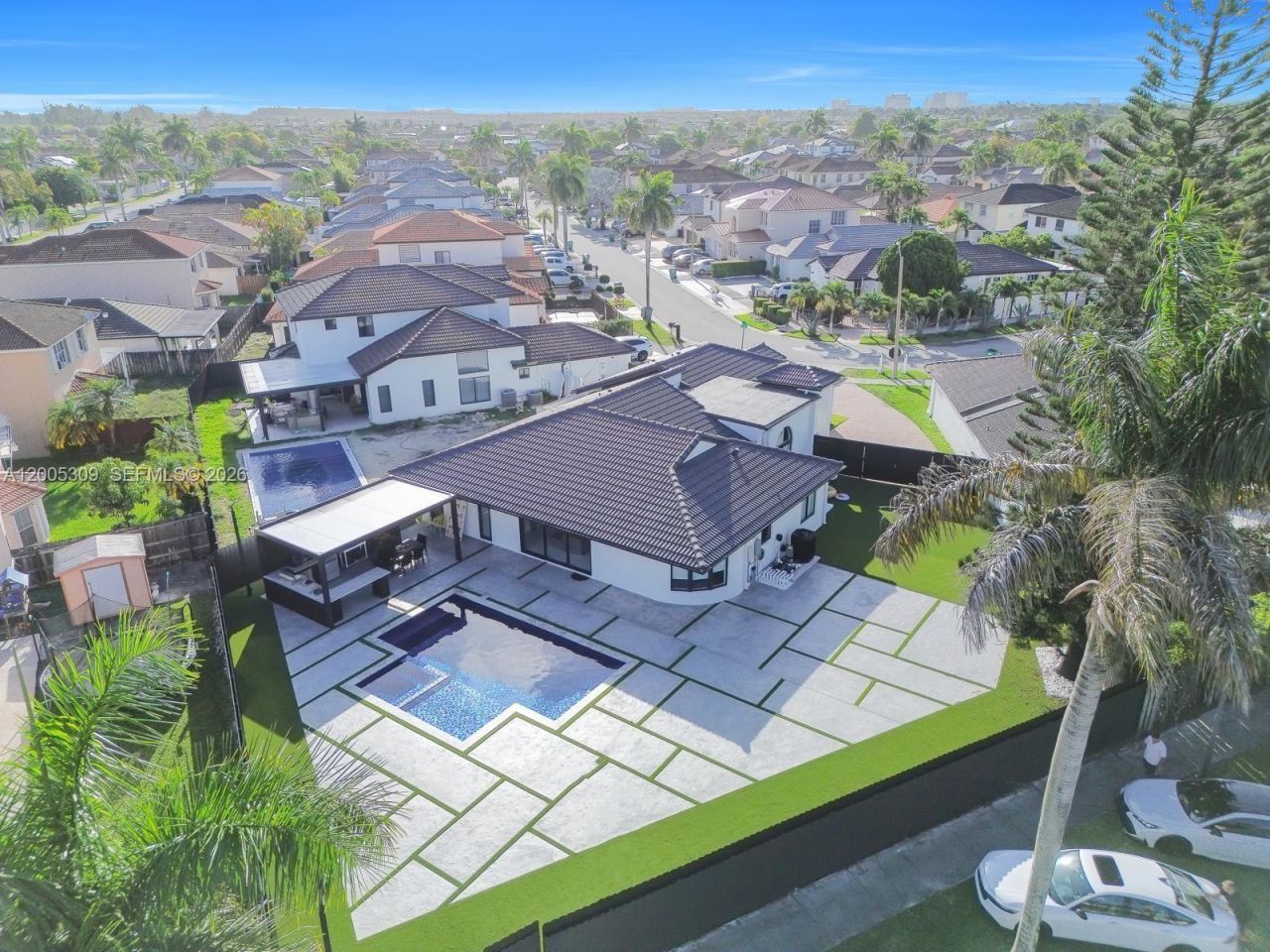 990 NW 131st Ave , Miami, FL 33182 Photo