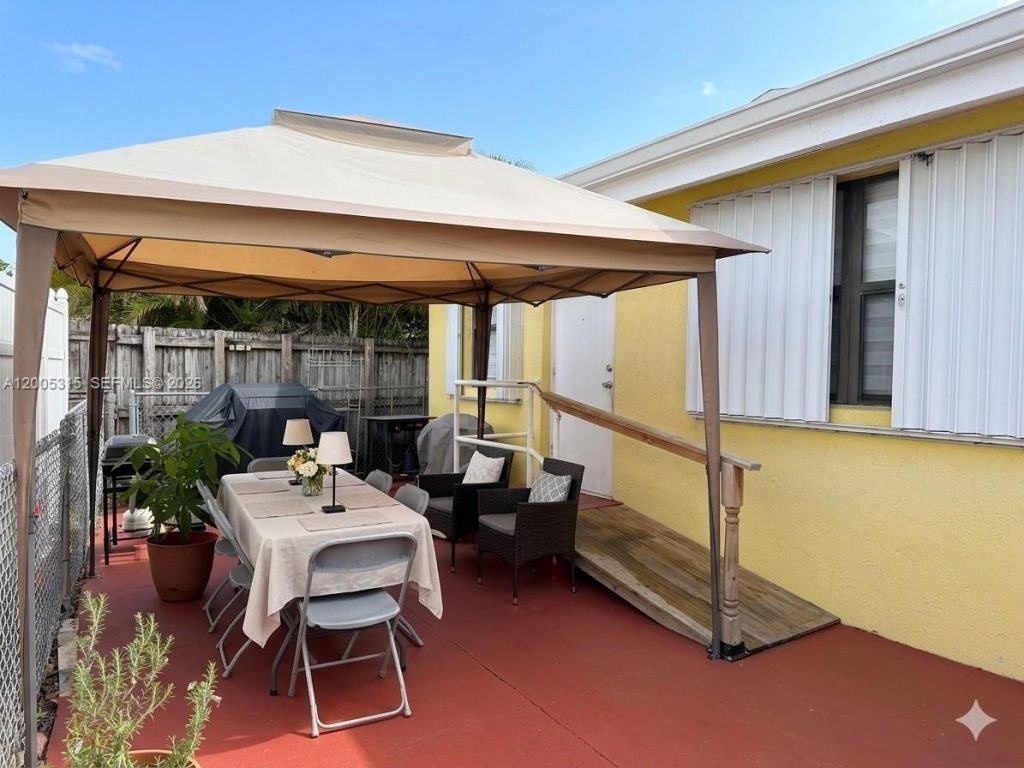 1212-1214 SW 30th Ct, Miami, FL 33135 Photo
