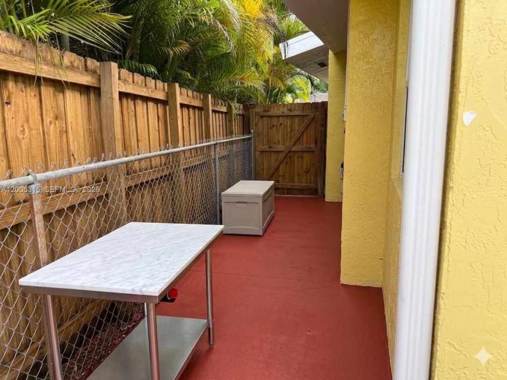 1212-1214 SW 30th Ct, Miami, FL 33135 Photo