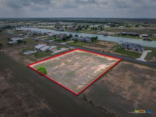 114 River Ranch Circle , Martindale, TX 78655