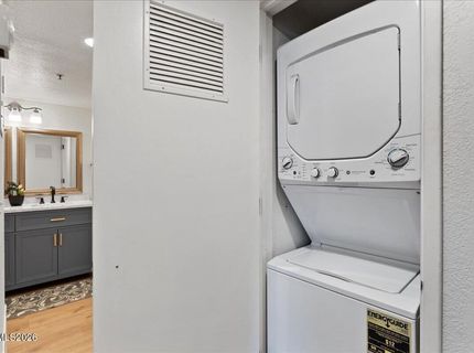 3095 Lakeside Drive, Unit # 103, Reno, NV 89509 Photo