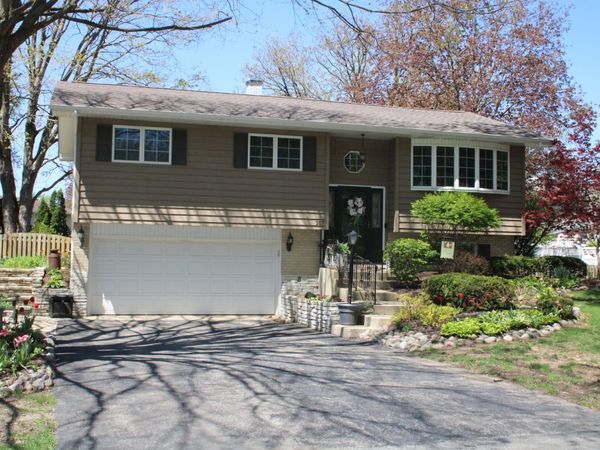 207 York Place, New Lenox, IL 60451