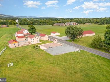 29 PARK DRIVE, GRANTVILLE, PA 17028