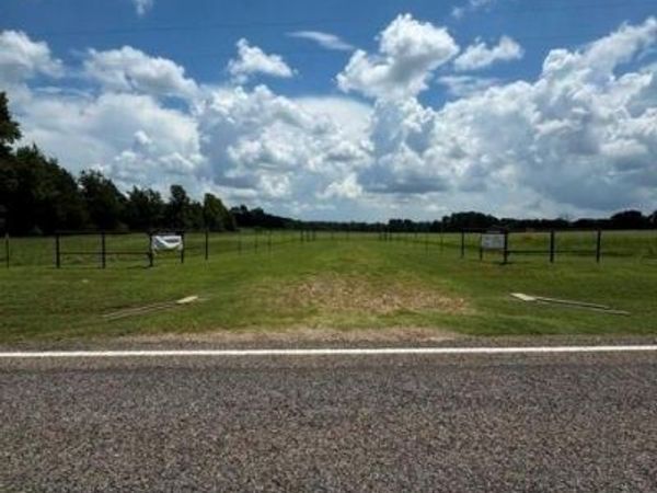 2852 FM 312, Winnsboro, TX 75494