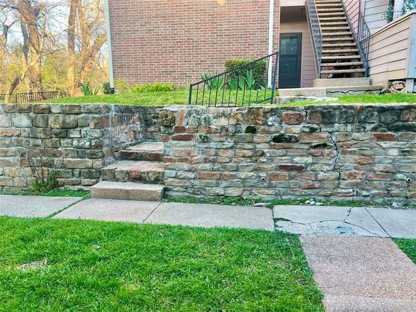 8545 Midpark Road, Unit 11, Dallas, TX 75240