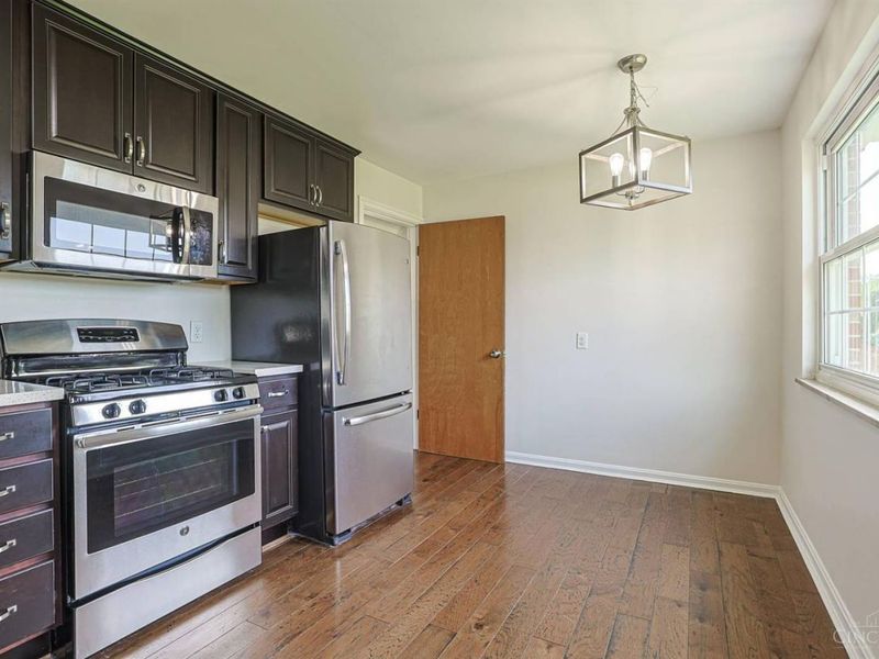 4159 Larchview Drive, Sycamore Township, OH 45236 Photo 10