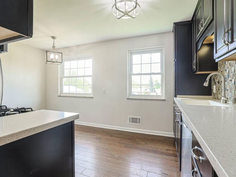 4159 Larchview Drive, Sycamore Township, OH 45236 Photo 11