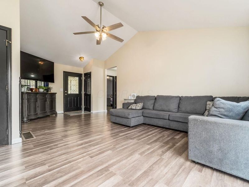6393 Marietta Road NE, Lancaster, OH 43130 Photo 10