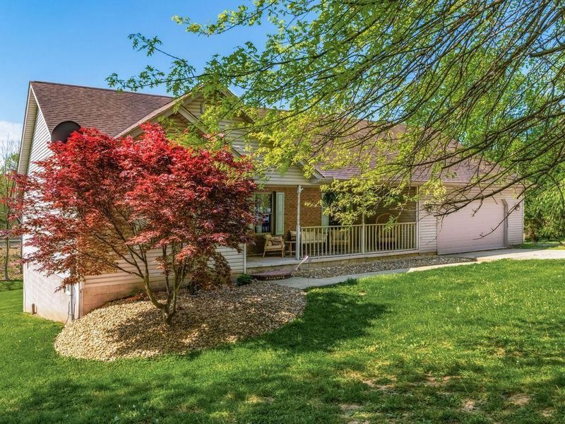 6393 Marietta Road NE, Lancaster, OH 43130 Photo 2