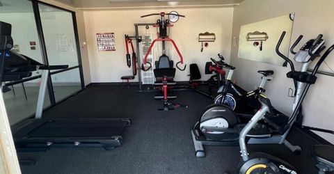 2706 W Ashlan Ave #25, Fresno, CA 93705 Photo