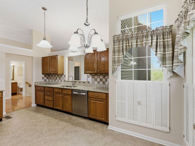 7277 Ridge Edge Court, Unit E, Florence, KY 41042 Photo 13