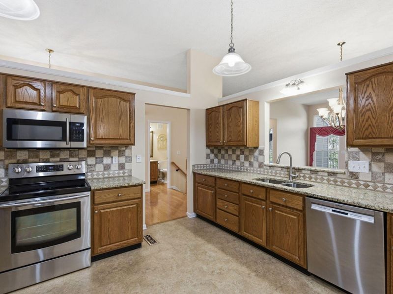 7277 Ridge Edge Court, Unit E, Florence, KY 41042 Photo 8