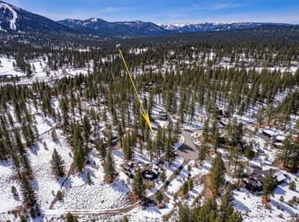300 Bob Haslem, Truckee, CA 96161 Photo