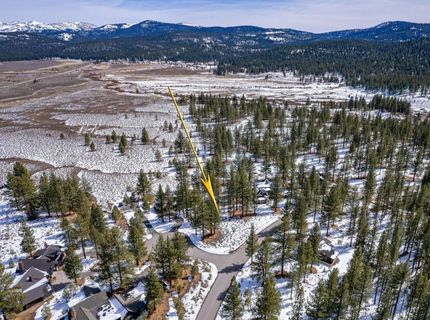 300 Bob Haslem, Truckee, CA 96161 Photo