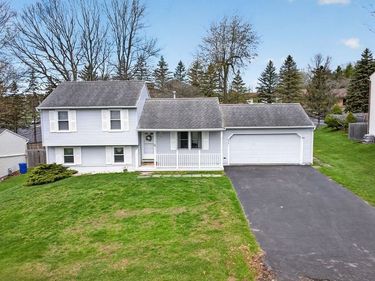8441 Transit Lane , Baldwinsville, NY 13027