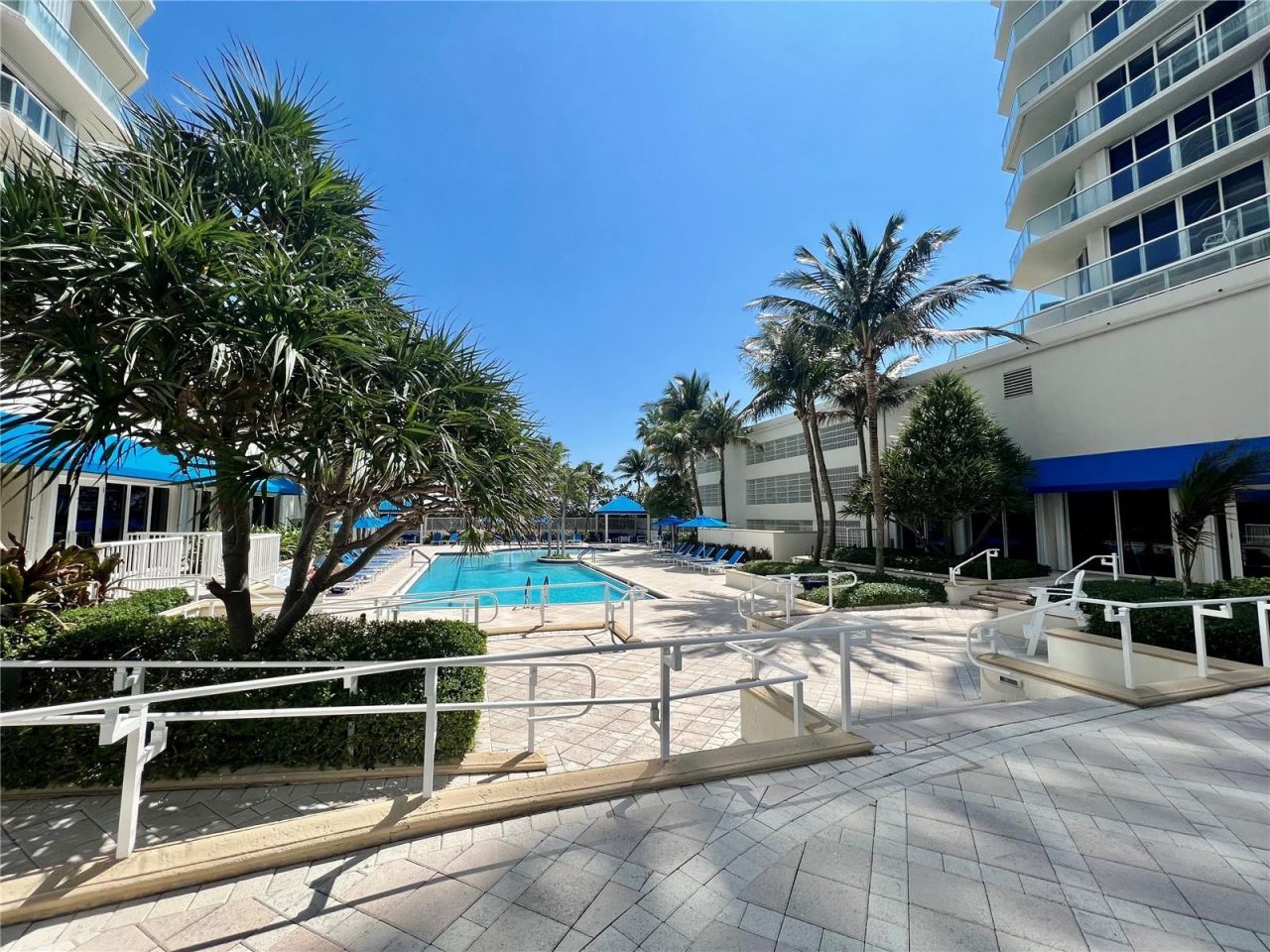 6001 N Ocean Drive, Unit 706, Hollywood, FL 33019 Photo