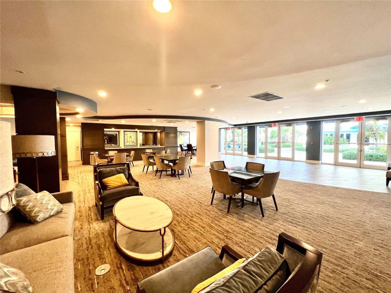 6001 N Ocean Drive, Unit 706, Hollywood, FL 33019 Photo