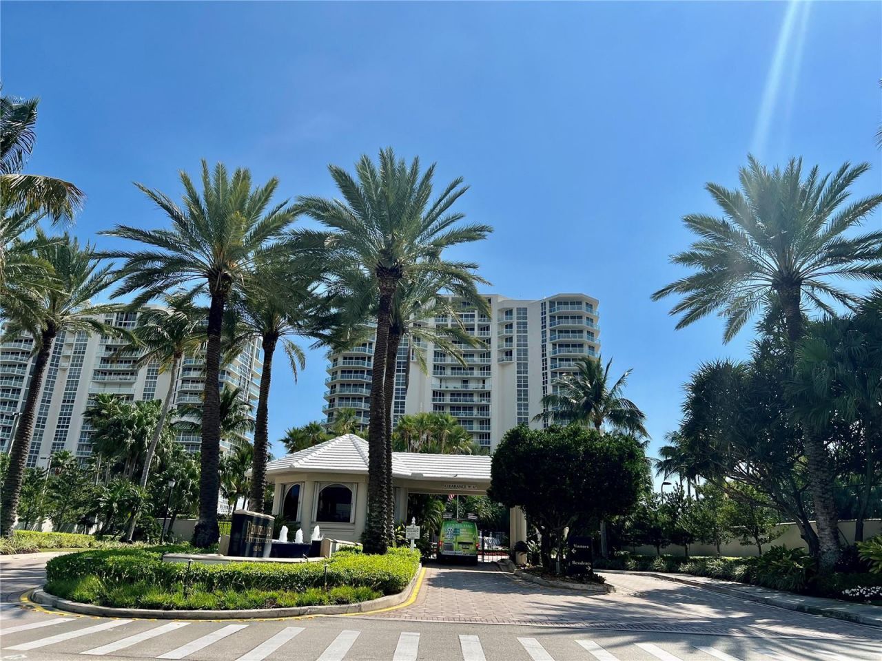 6001 N Ocean Drive, Unit 706, Hollywood, FL 33019 Photo