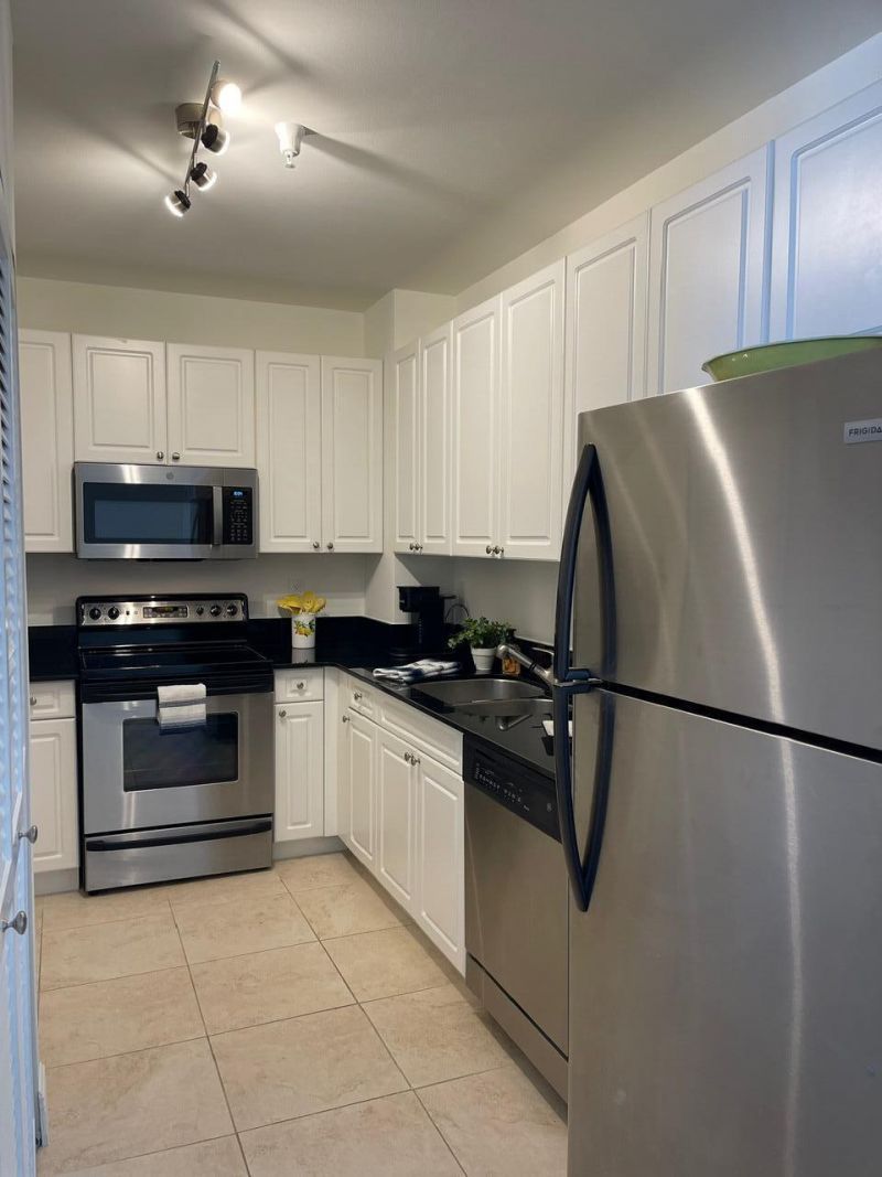 255 Evernia Street, Unit 407, West Palm Beach, FL 33401 Photo