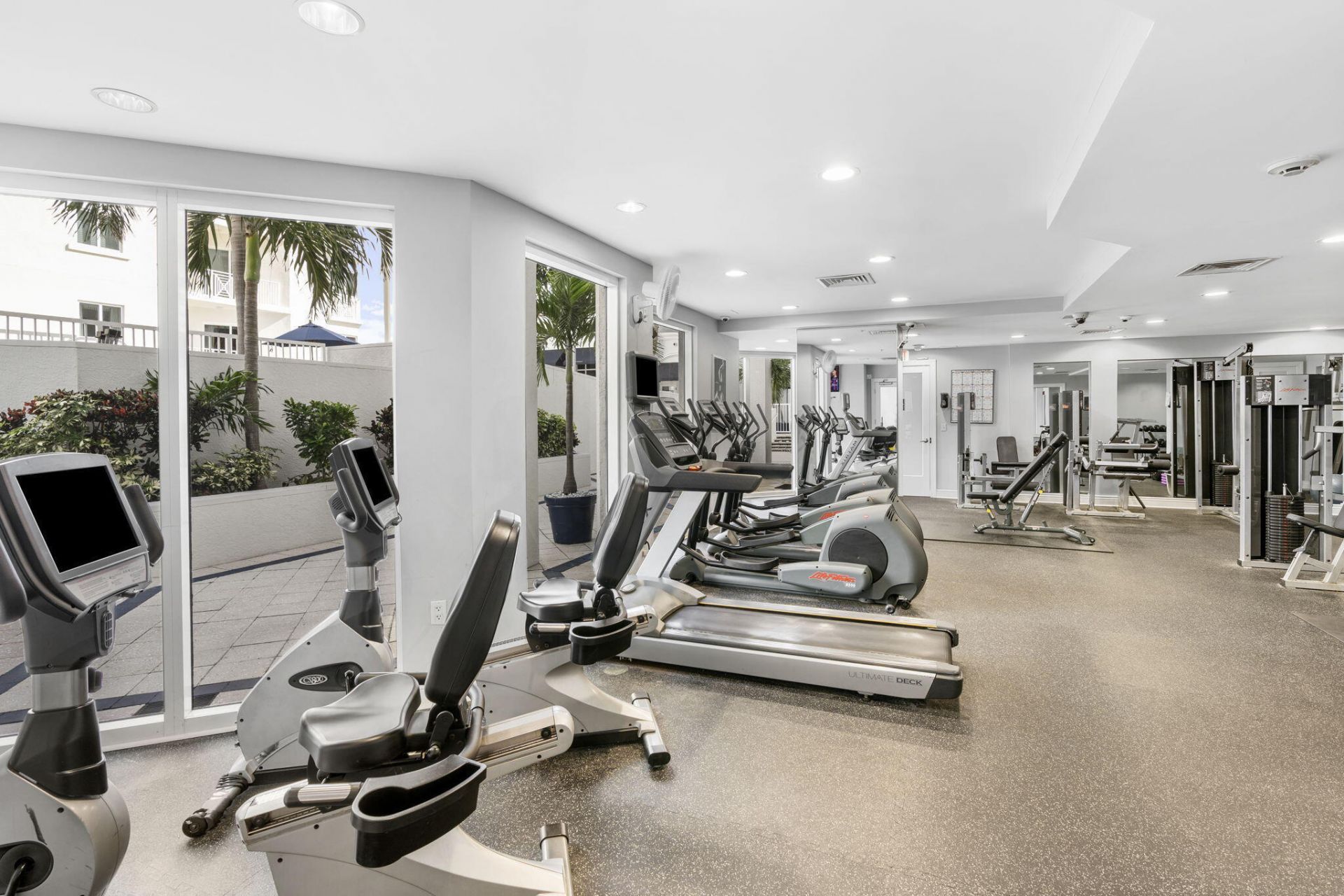 255 Evernia Street, Unit 407, West Palm Beach, FL 33401 Photo