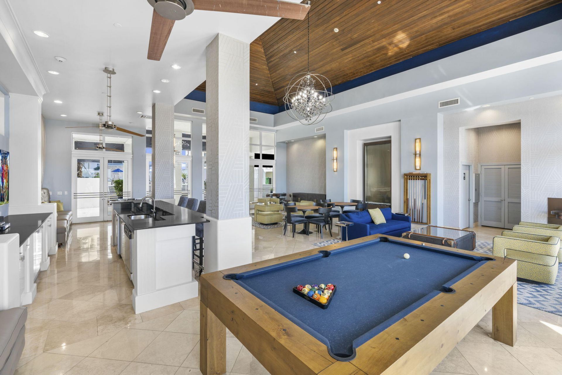 255 Evernia Street, Unit 407, West Palm Beach, FL 33401 Photo