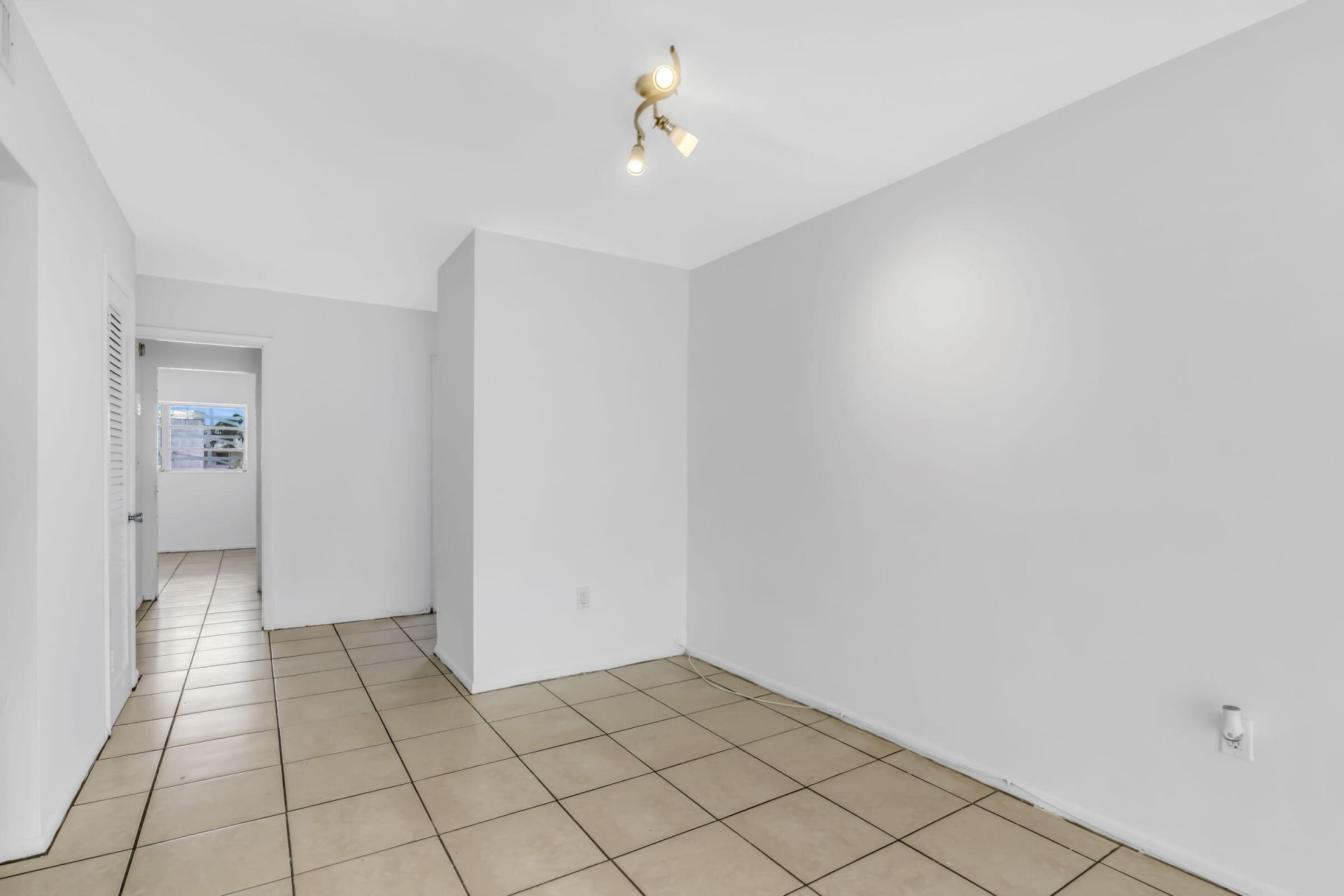 Please Call For Address, Miami, FL 33143 Photo