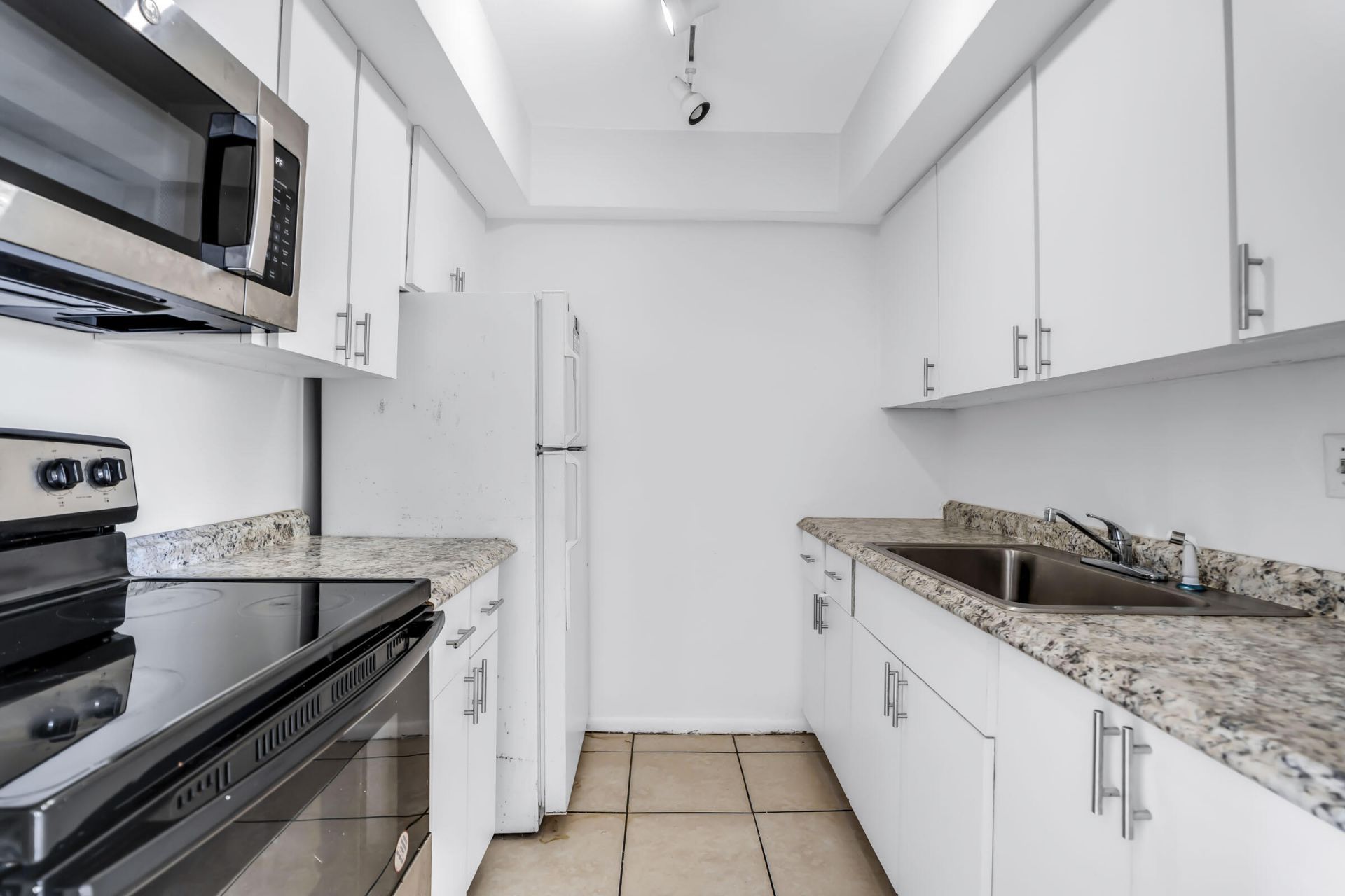 Please Call For Address, Miami, FL 33143 Photo