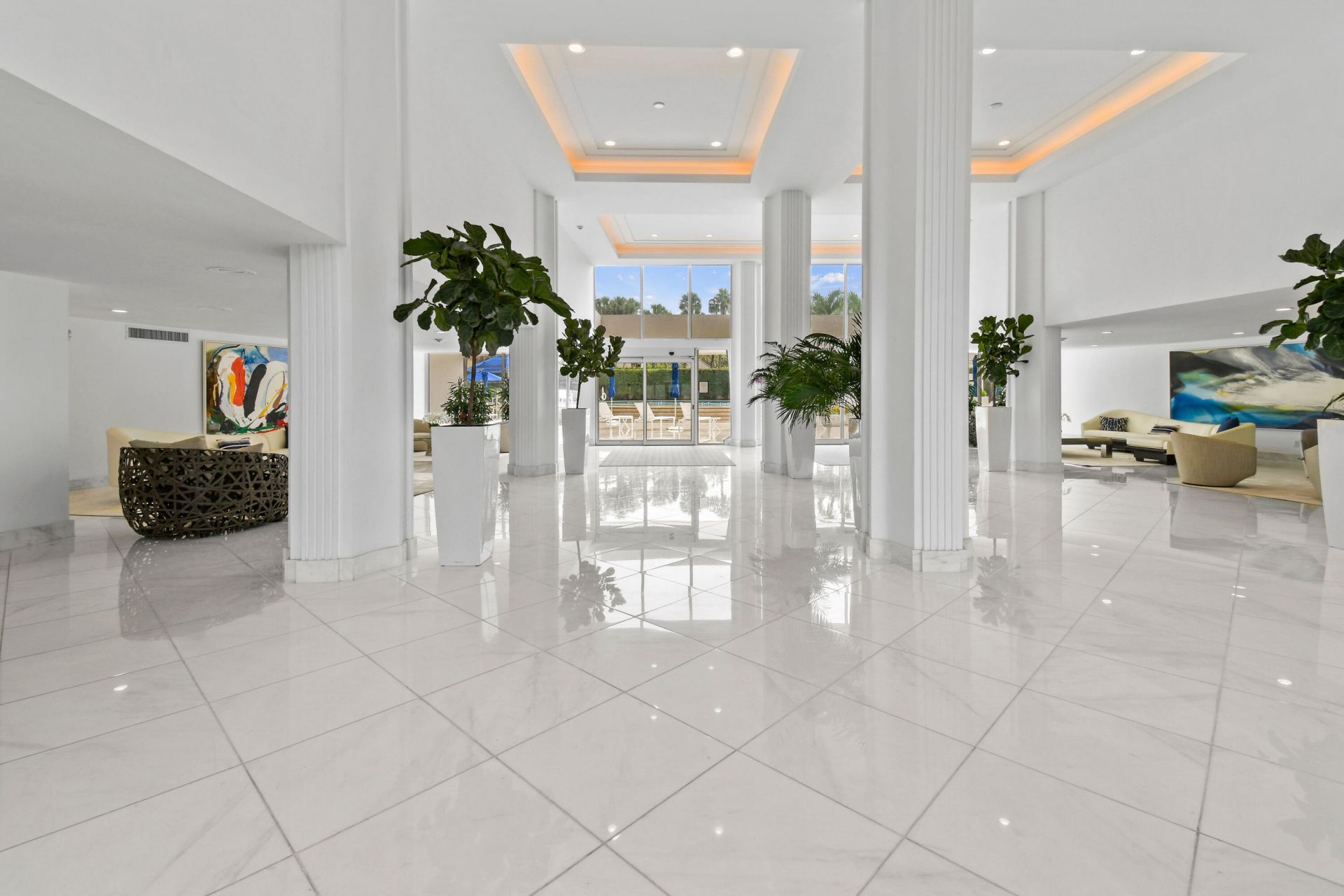 100 Sunrise Avenue, Unit 308, Palm Beach, FL 33480 Photo